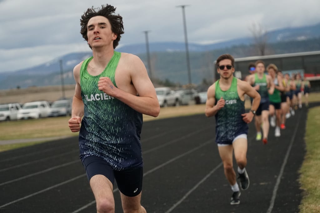 DSC00048-2 track running